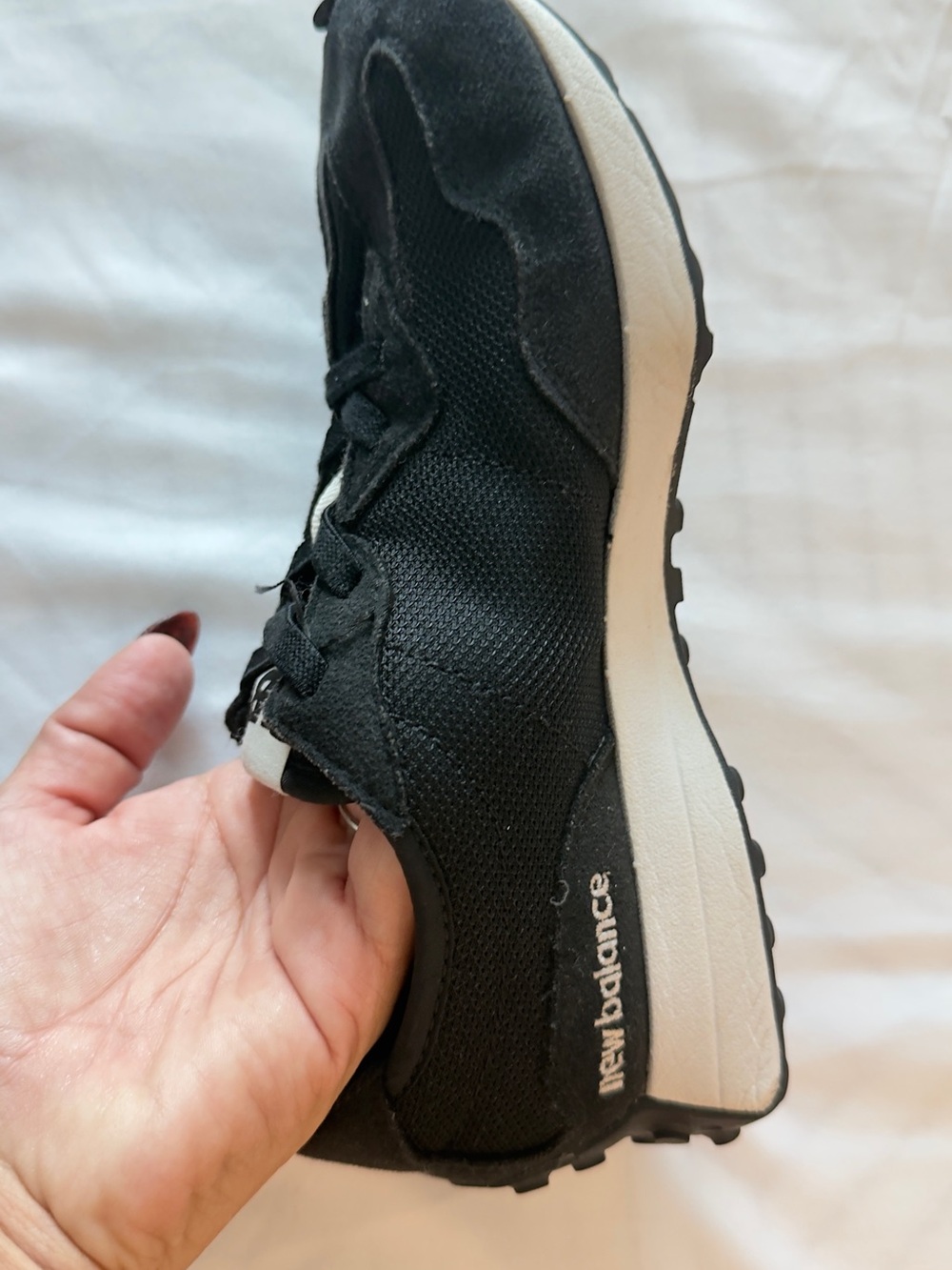 New Balance 327 - Picture 3 of 7
